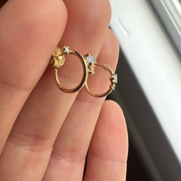 WWAKE Three Stone Opal Huggies - Picture 4 of 7